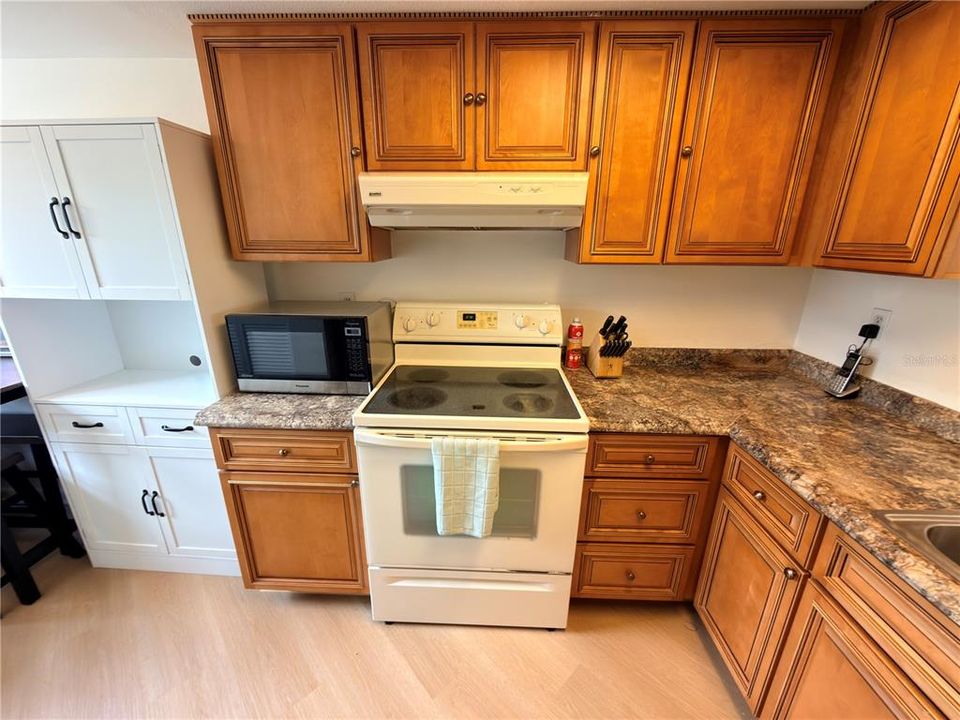 En Venta: $169,000 (2 camas, 2 baños, 956 Pies cuadrados)