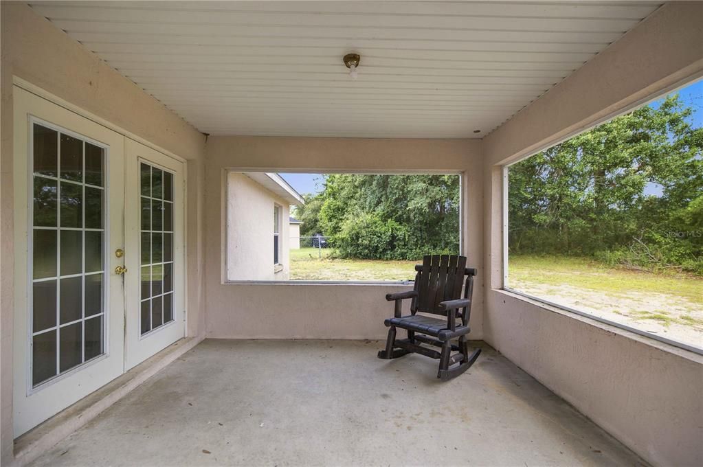 For Sale: $191,000 (3 beds, 2 baths, 1419 Square Feet)