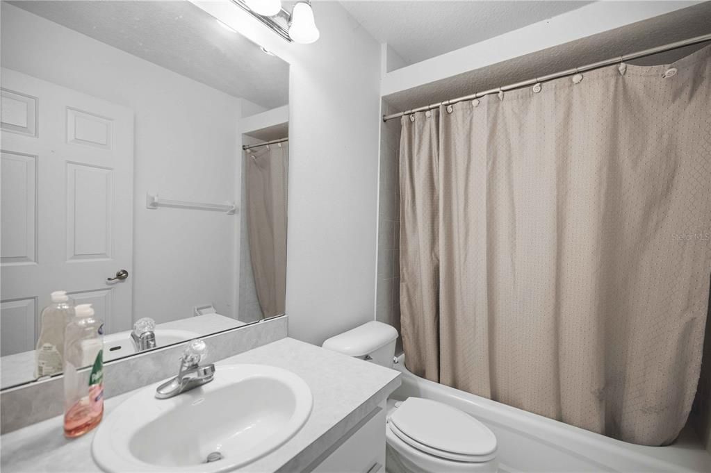 For Sale: $191,000 (3 beds, 2 baths, 1419 Square Feet)