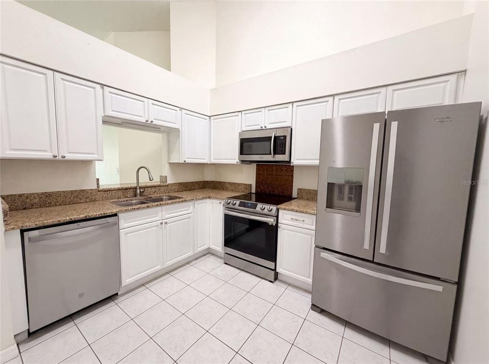For Sale: $360,000 (4 beds, 2 baths, 1352 Square Feet)