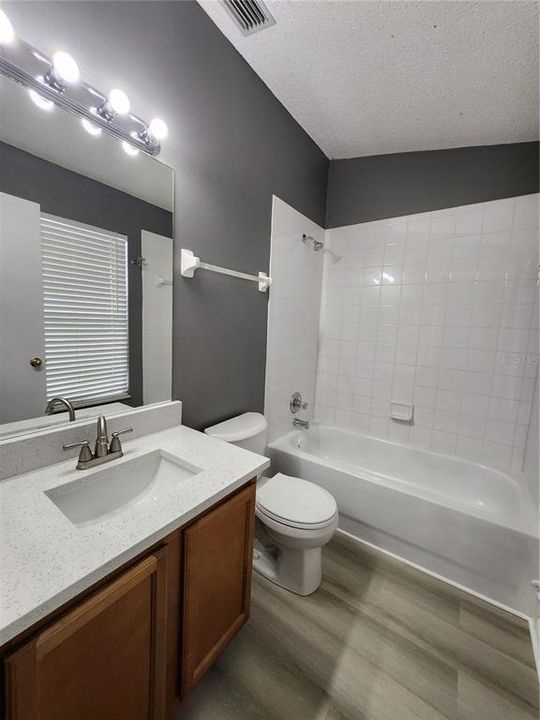 В аренду: $1,850 (3 спален, 2 ванн, 1401 Квадратных фут)
