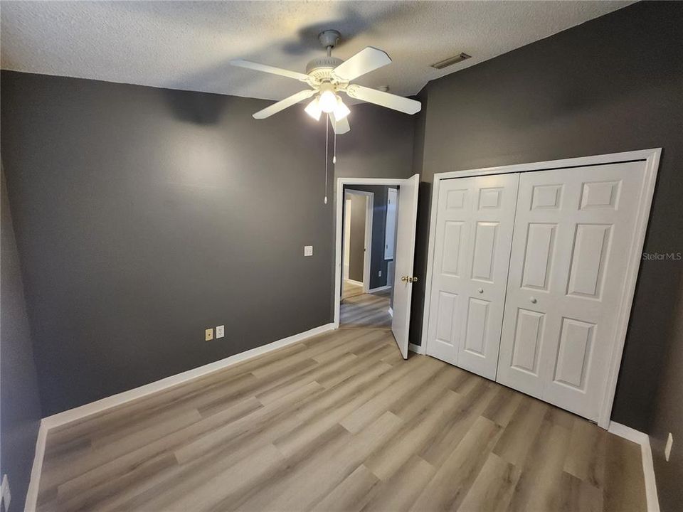 В аренду: $1,850 (3 спален, 2 ванн, 1401 Квадратных фут)