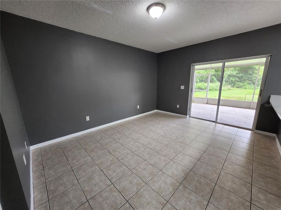 В аренду: $1,850 (3 спален, 2 ванн, 1401 Квадратных фут)