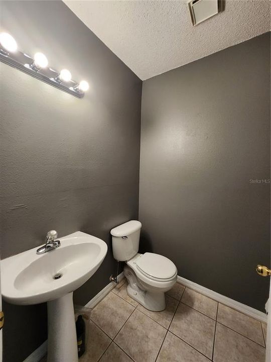 В аренду: $1,850 (3 спален, 2 ванн, 1401 Квадратных фут)