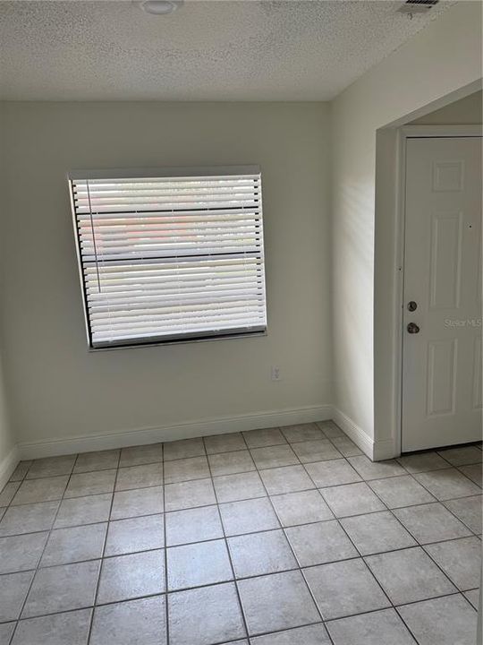 For Rent: $1,550 (2 beds, 2 baths, 991 Square Feet)