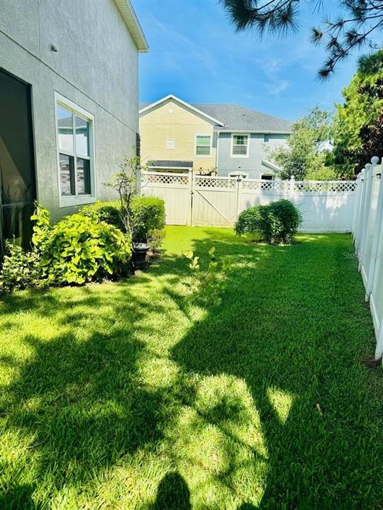 En Renta: $2,700 (4 camas, 3 baños, 1738 Pies cuadrados)