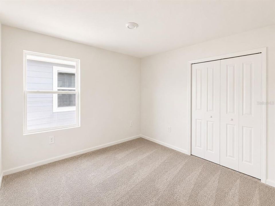For Rent: $2,200 (4 beds, 2 baths, 1874 Square Feet)