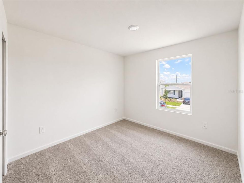 For Rent: $2,200 (4 beds, 2 baths, 1874 Square Feet)