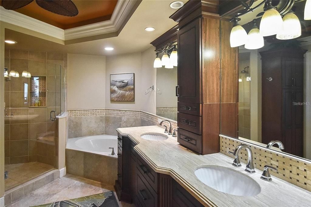 В аренду: $7,000 (3 спален, 3 ванн, 2351 Квадратных фут)