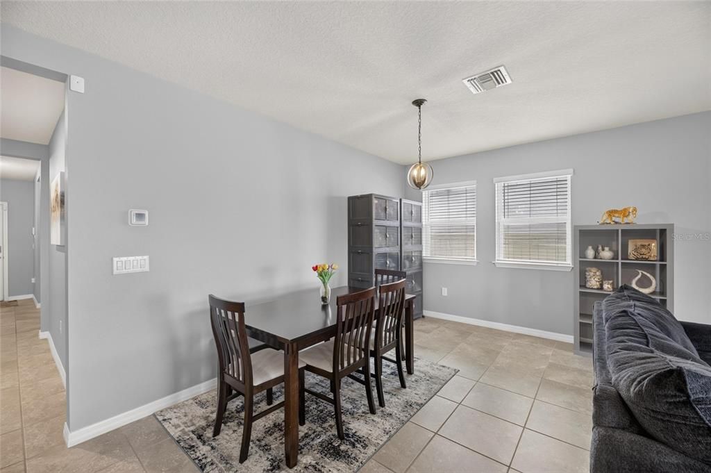 For Sale: $415,000 (3 beds, 2 baths, 1752 Square Feet)