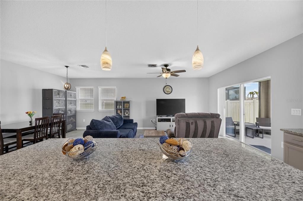 For Sale: $415,000 (3 beds, 2 baths, 1752 Square Feet)