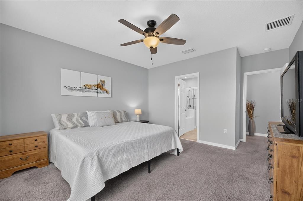 For Sale: $415,000 (3 beds, 2 baths, 1752 Square Feet)