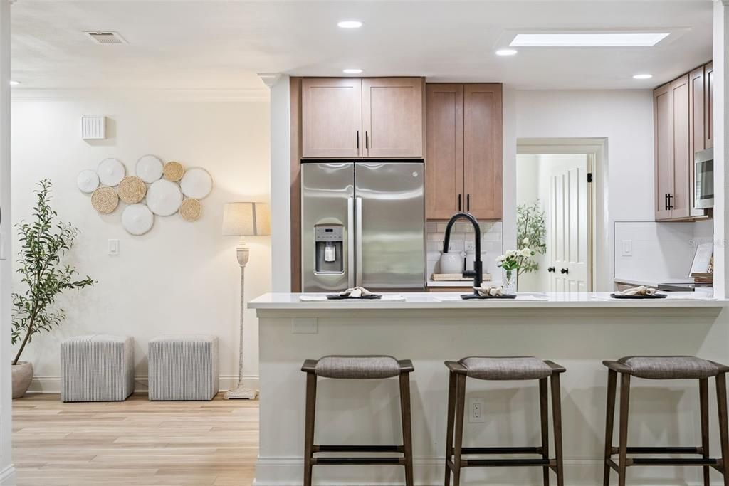 For Sale: $499,500 (3 beds, 2 baths, 1683 Square Feet)