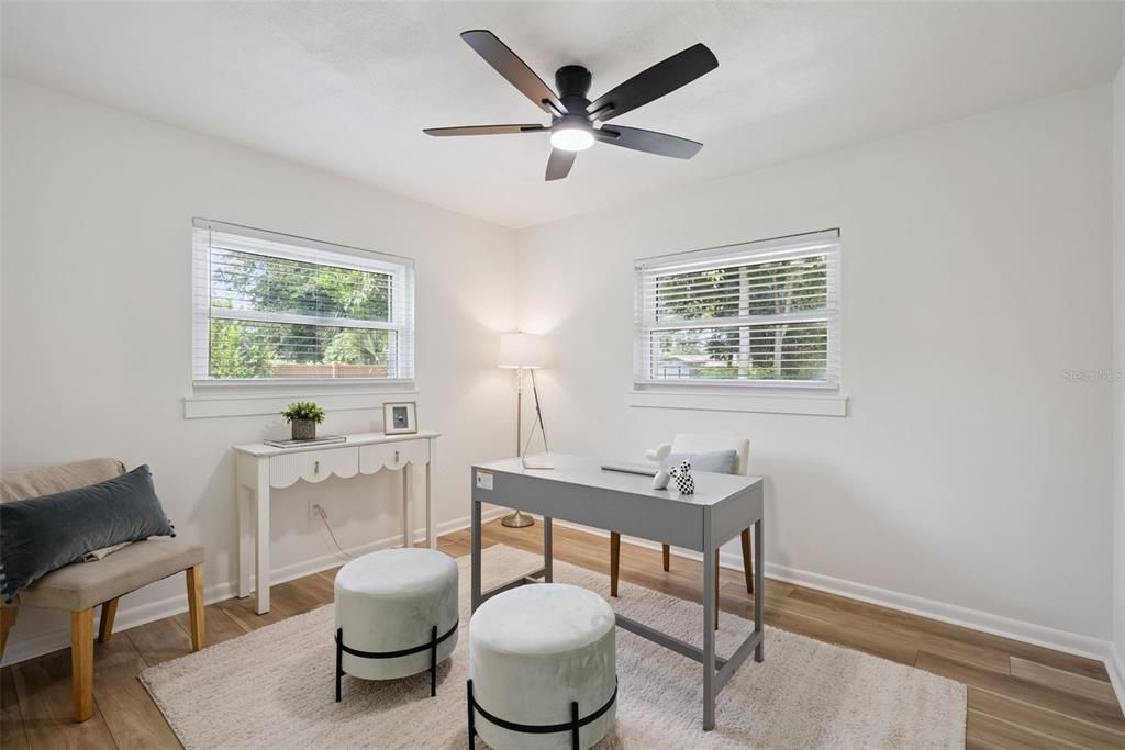 For Sale: $499,500 (3 beds, 2 baths, 1683 Square Feet)