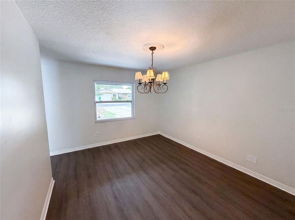 For Sale: $430,000 (3 beds, 2 baths, 1831 Square Feet)