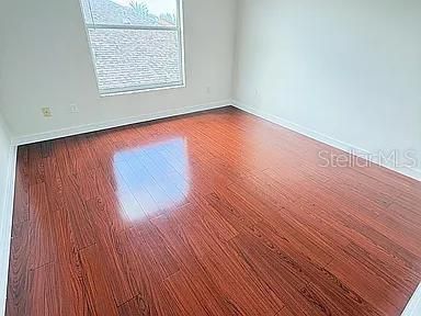 En Venta: $949,000 (4 camas, 2 baños, 2466 Pies cuadrados)