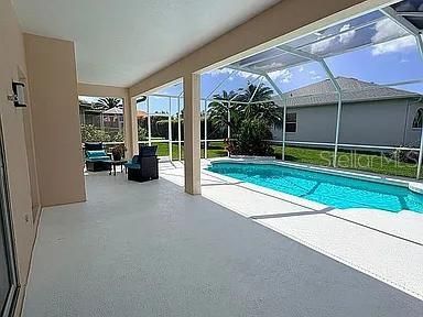 En Venta: $949,000 (4 camas, 2 baños, 2466 Pies cuadrados)