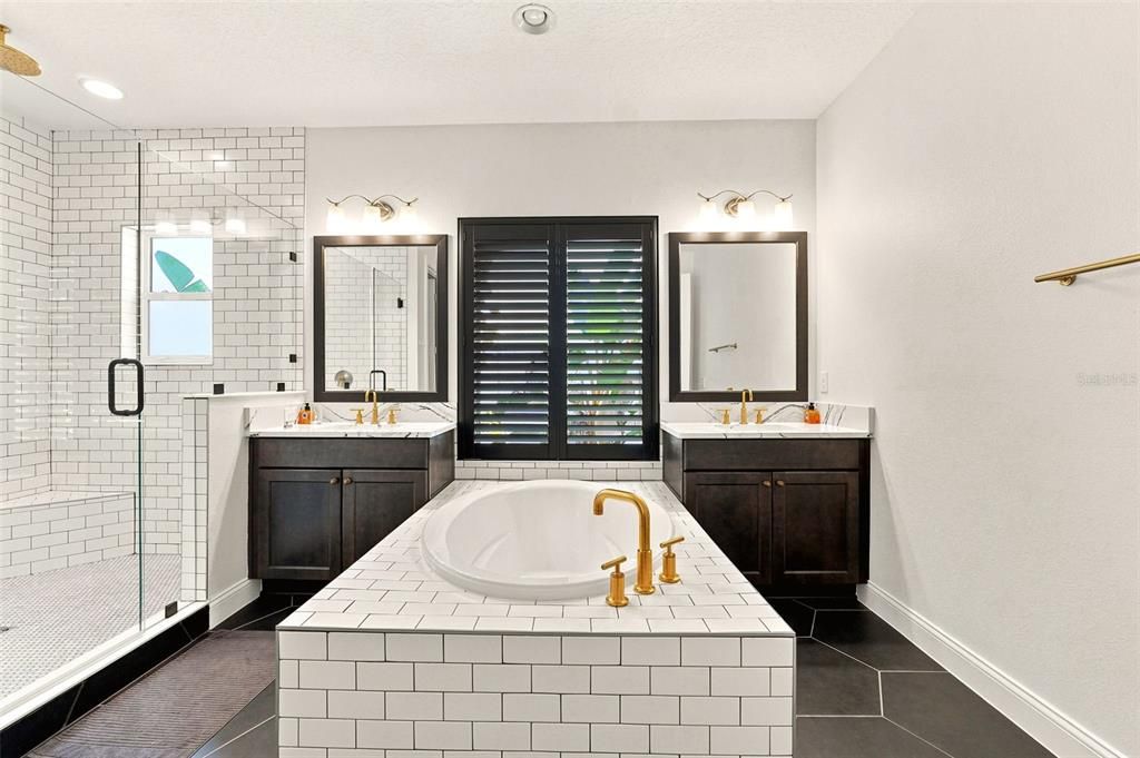 В аренду: $6,999 (4 спален, 4 ванн, 3375 Квадратных фут)