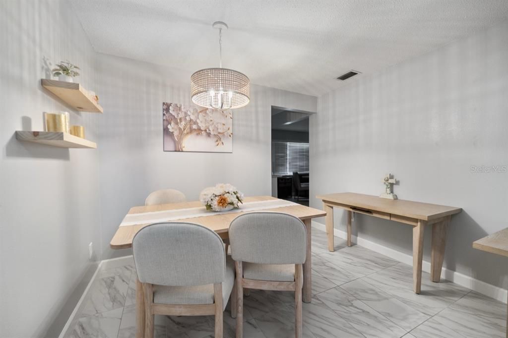 En Venta: $170,000 (1 camas, 1 baños, 902 Pies cuadrados)
