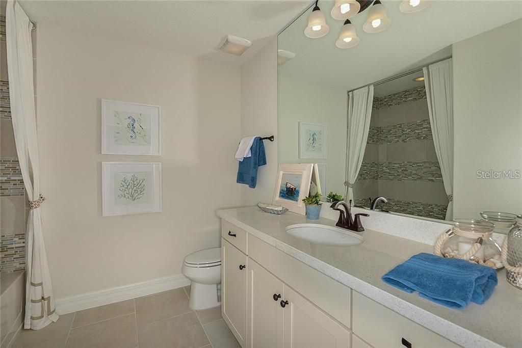 For Rent: $2,600 (3 beds, 2 baths, 1690 Square Feet)