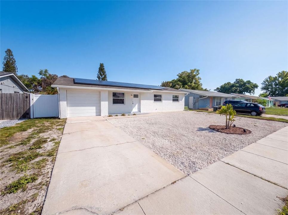 En Venta: $345,000 (3 camas, 2 baños, 997 Pies cuadrados)