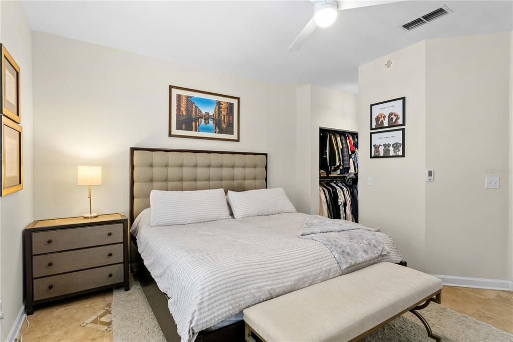 En Venta: $495,000 (1 camas, 1 baños, 1084 Pies cuadrados)