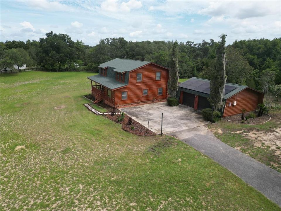 En Venta: $995,000 (3 camas, 2 baños, 2232 Pies cuadrados)