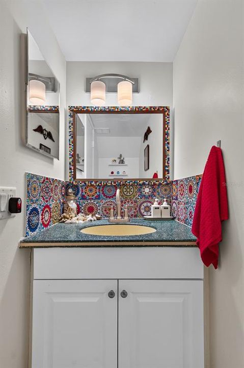For Sale: $219,000 (2 beds, 1 baths, 1150 Square Feet)