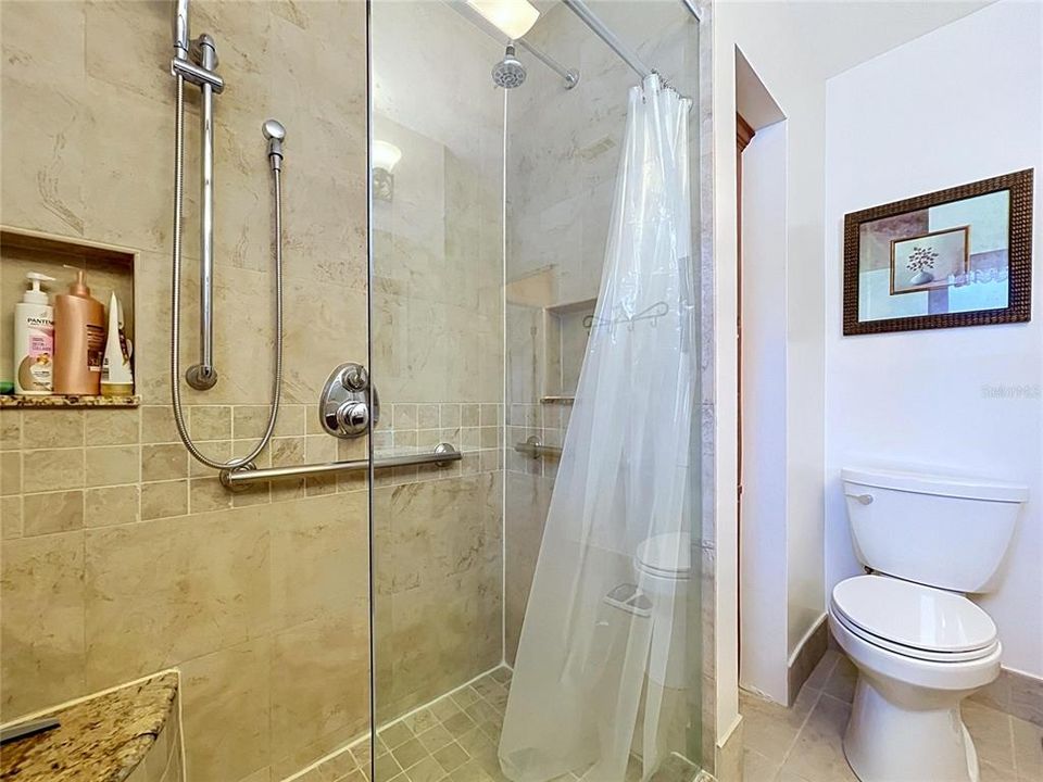 На продажу: $420,000 (3 спален, 2 ванн, 1624 Квадратных фут)