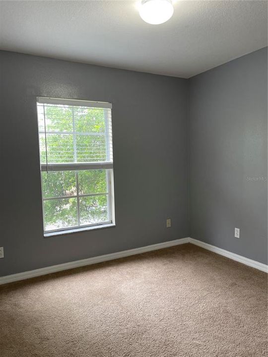 For Rent: $1,650 (3 beds, 2 baths, 1408 Square Feet)