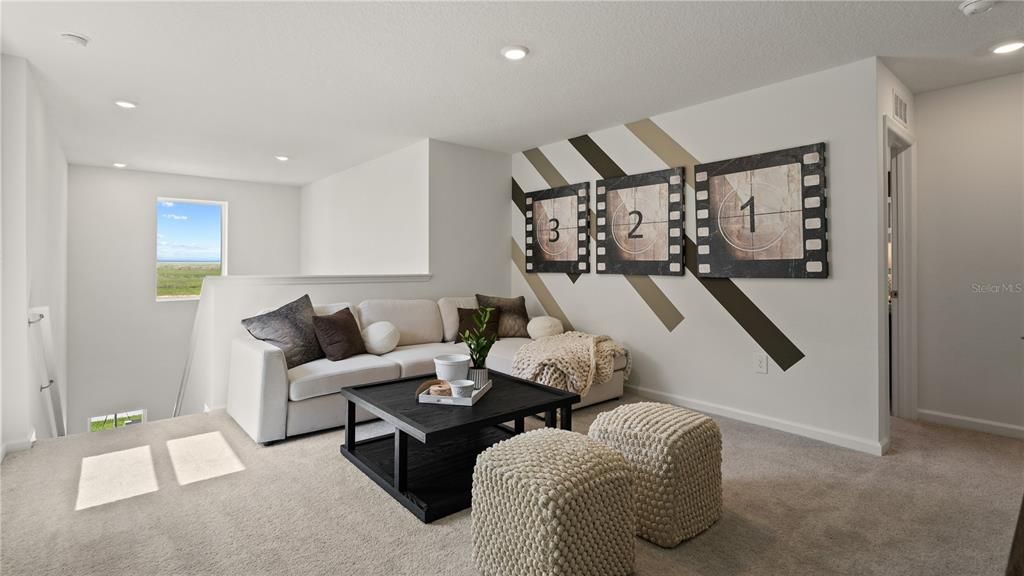 Activo con contrato: $299,990 (5 camas, 2 baños, 2326 Pies cuadrados)
