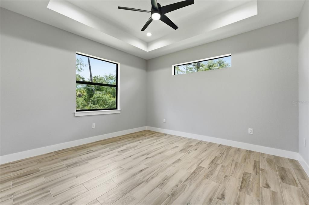 For Sale: $369,900 (3 beds, 2 baths, 1660 Square Feet)