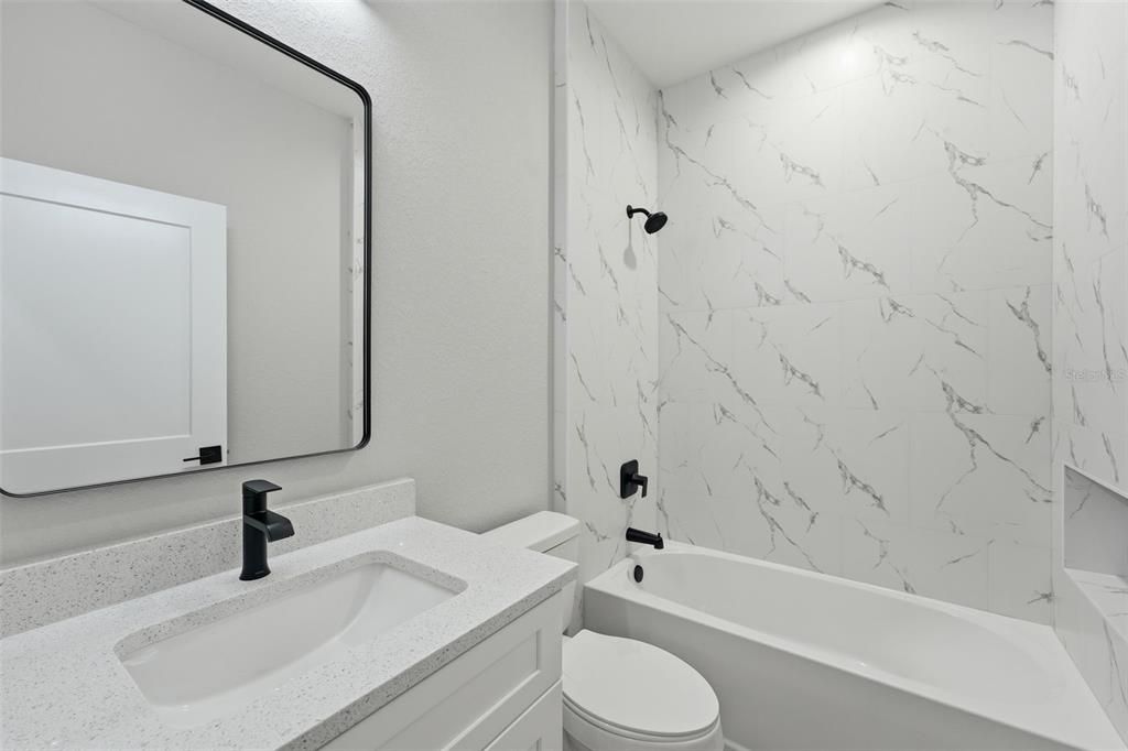 For Sale: $369,900 (3 beds, 2 baths, 1660 Square Feet)