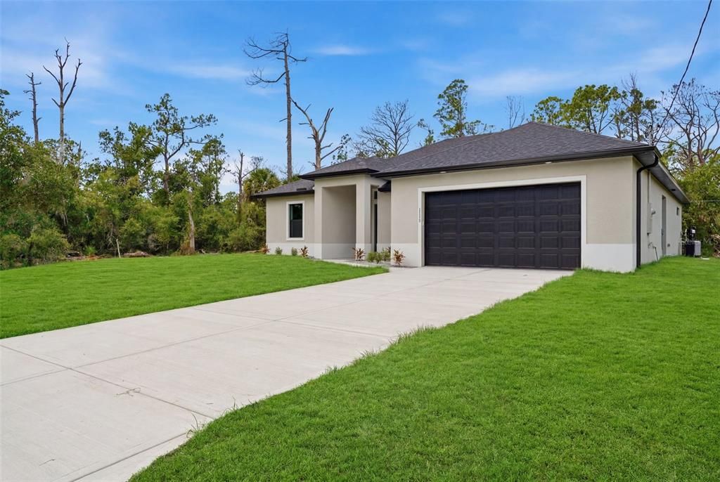 For Sale: $369,900 (3 beds, 2 baths, 1660 Square Feet)