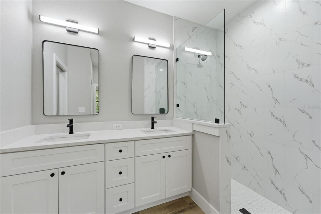 For Sale: $369,900 (3 beds, 2 baths, 1660 Square Feet)