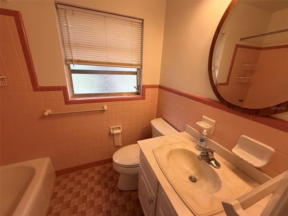 En Venta: $340,000 (3 camas, 2 baños, 1618 Pies cuadrados)