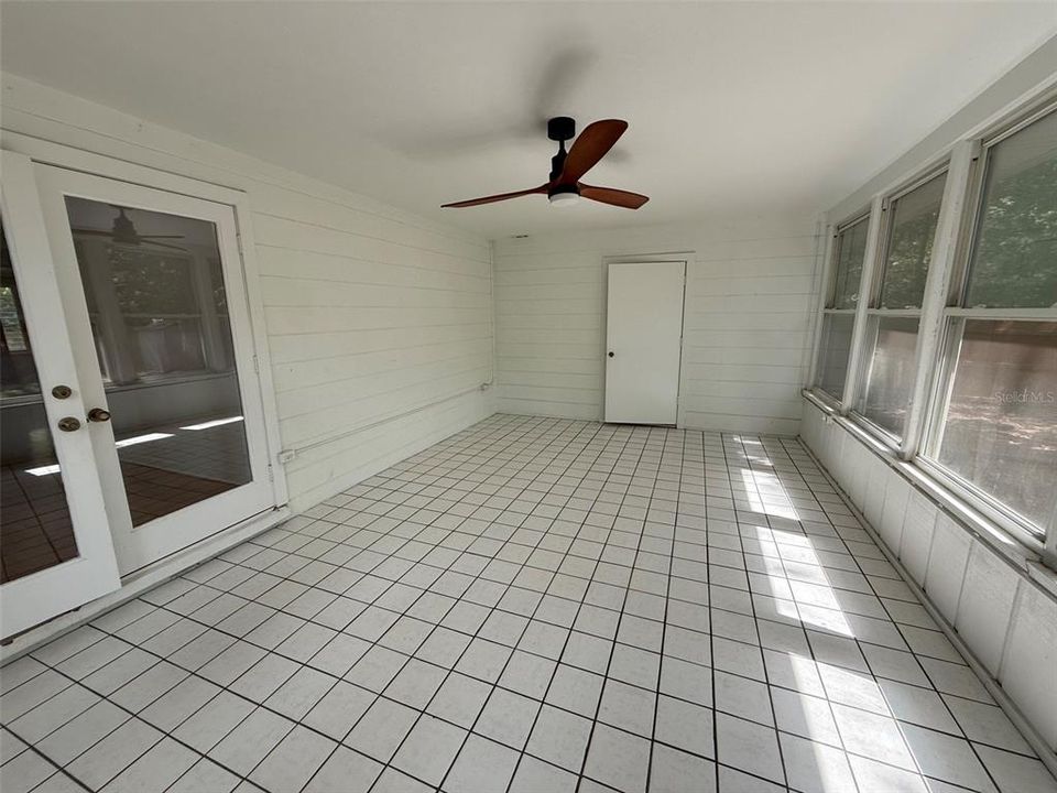 En Venta: $340,000 (3 camas, 2 baños, 1618 Pies cuadrados)