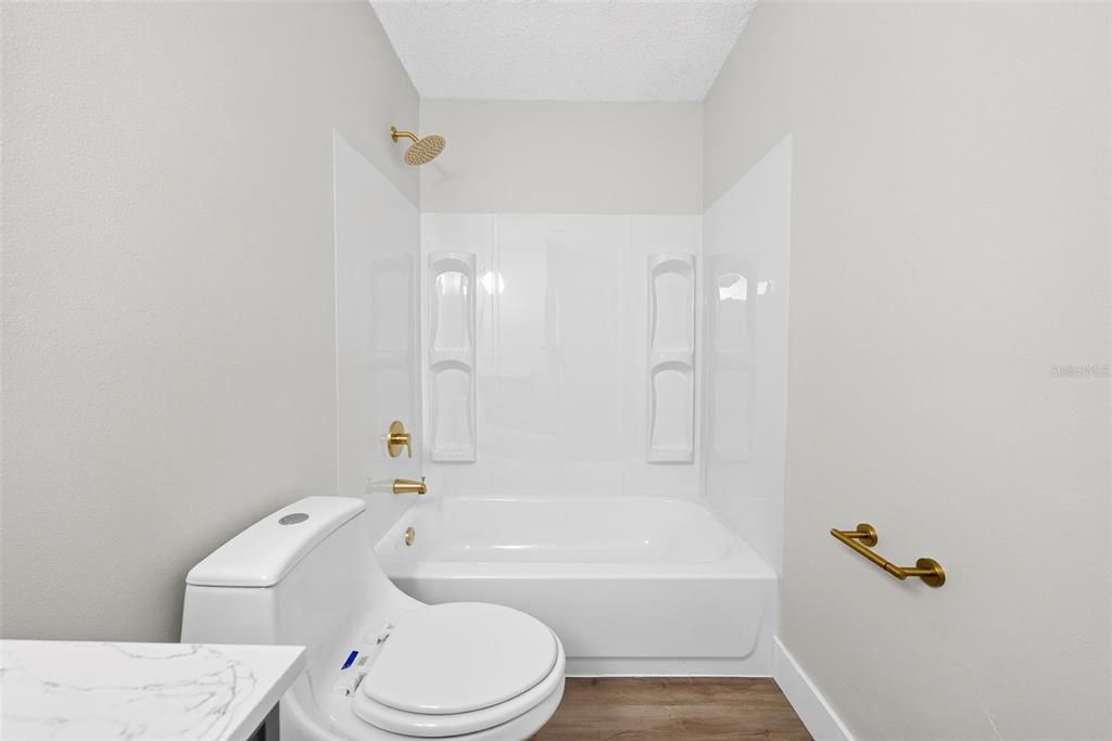 For Sale: $419,000 (3 beds, 2 baths, 1708 Square Feet)