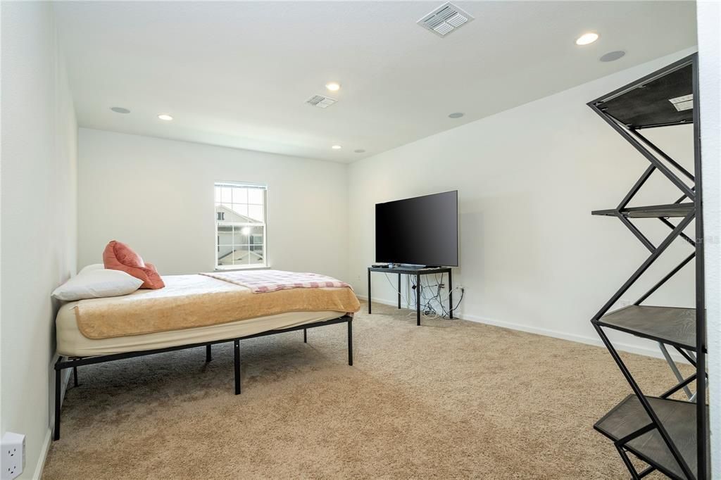For Sale: $695,990 (5 beds, 3 baths, 3366 Square Feet)