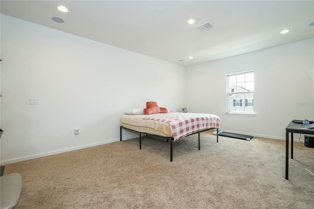 For Sale: $695,990 (5 beds, 3 baths, 3366 Square Feet)