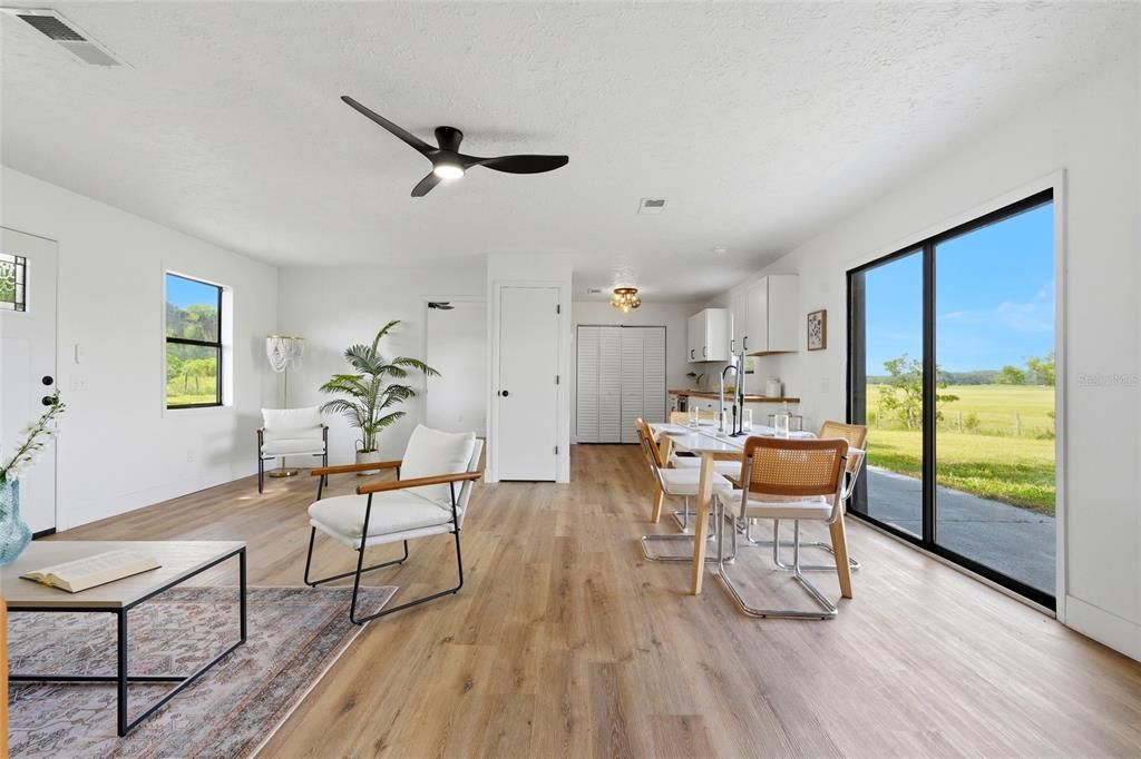 En Venta: $799,900 (6 camas, 4 baños, 4720 Pies cuadrados)