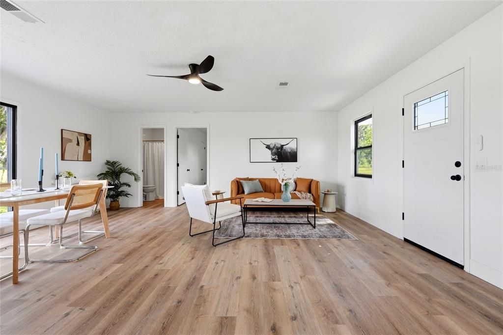 En Venta: $799,900 (6 camas, 4 baños, 4720 Pies cuadrados)