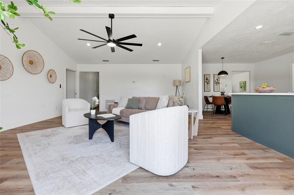 En Venta: $799,900 (6 camas, 4 baños, 4720 Pies cuadrados)