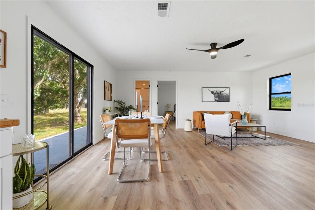 En Venta: $799,900 (6 camas, 4 baños, 4720 Pies cuadrados)