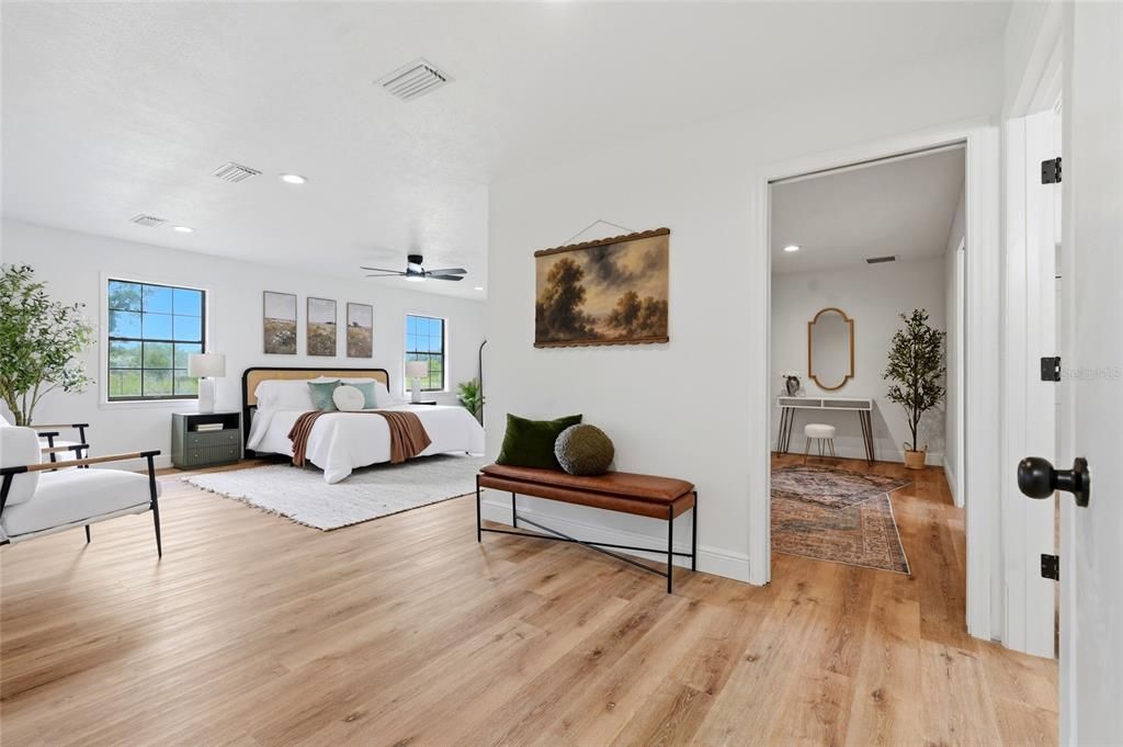 En Venta: $799,900 (6 camas, 4 baños, 4720 Pies cuadrados)