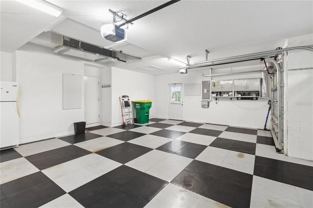 En Venta: $820,000 (4 camas, 3 baños, 2676 Pies cuadrados)