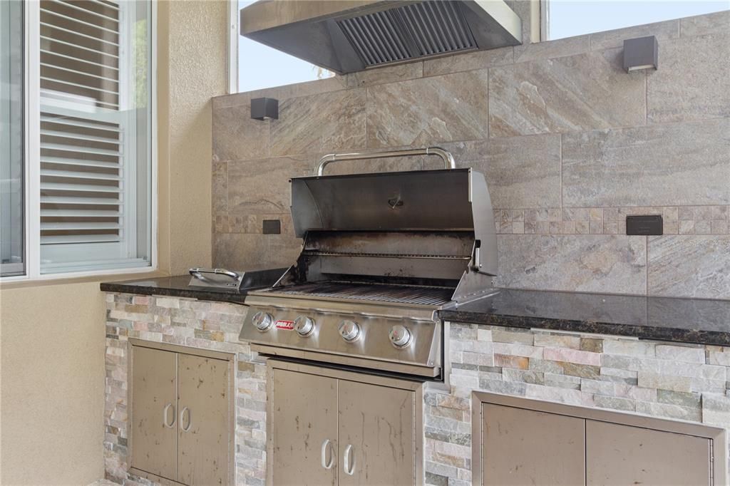 En Venta: $820,000 (4 camas, 3 baños, 2676 Pies cuadrados)