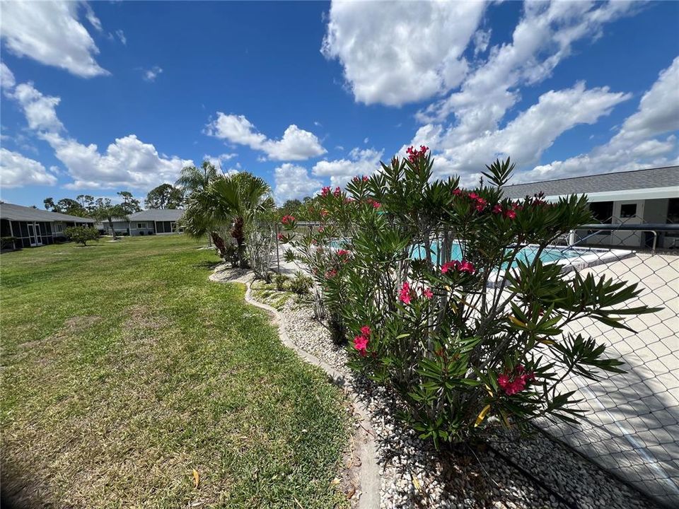 For Sale: $141,000 (2 beds, 2 baths, 868 Square Feet)