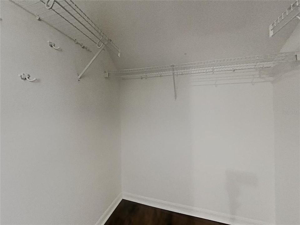 На продажу: $325,000 (4 спален, 2 ванн, 1471 Квадратных фут)