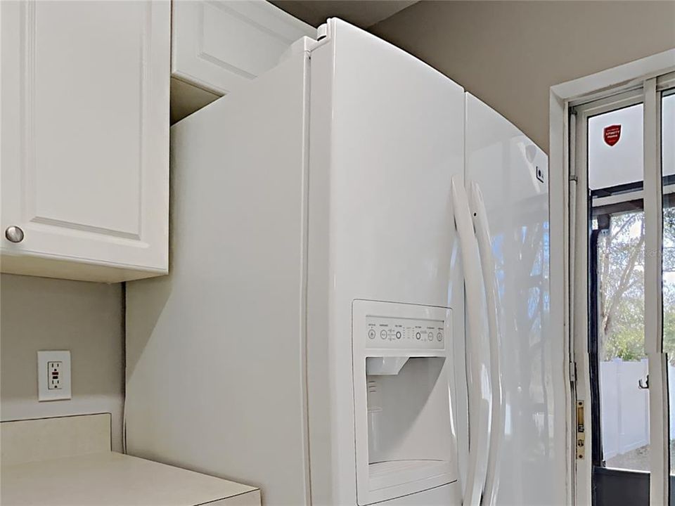 На продажу: $325,000 (4 спален, 2 ванн, 1471 Квадратных фут)